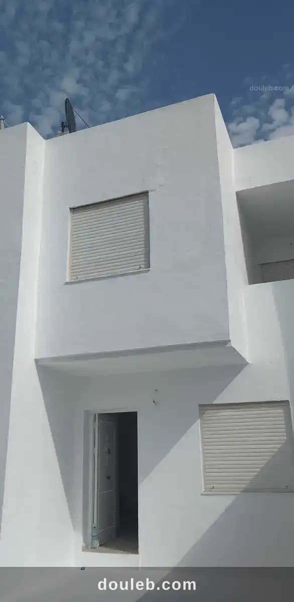 Villa dans un quartier résidentiel - Miniature 2