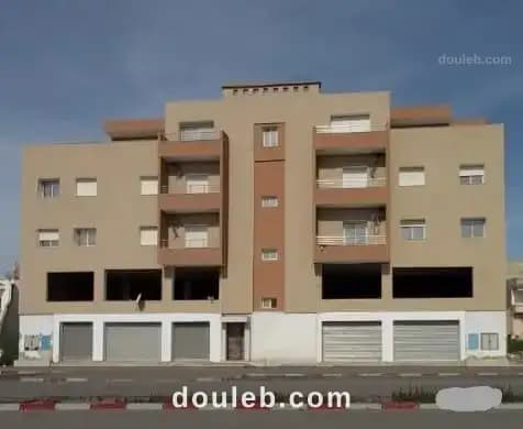 A l o u e r espace commercial à ain zaghouan nord - Miniature 2
