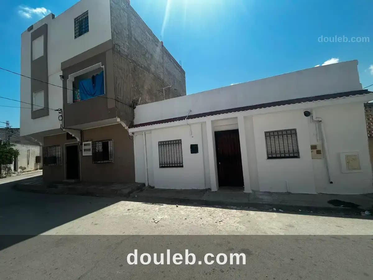 Maisonette manouba pour étudiantes à Manouba
