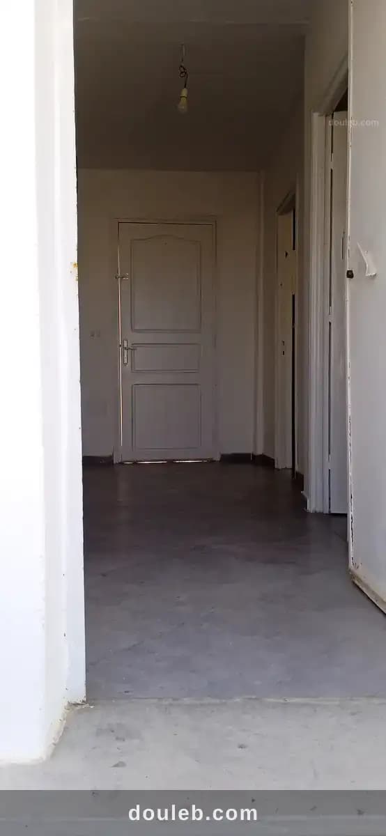 Studio de deux chambres - Miniature 2