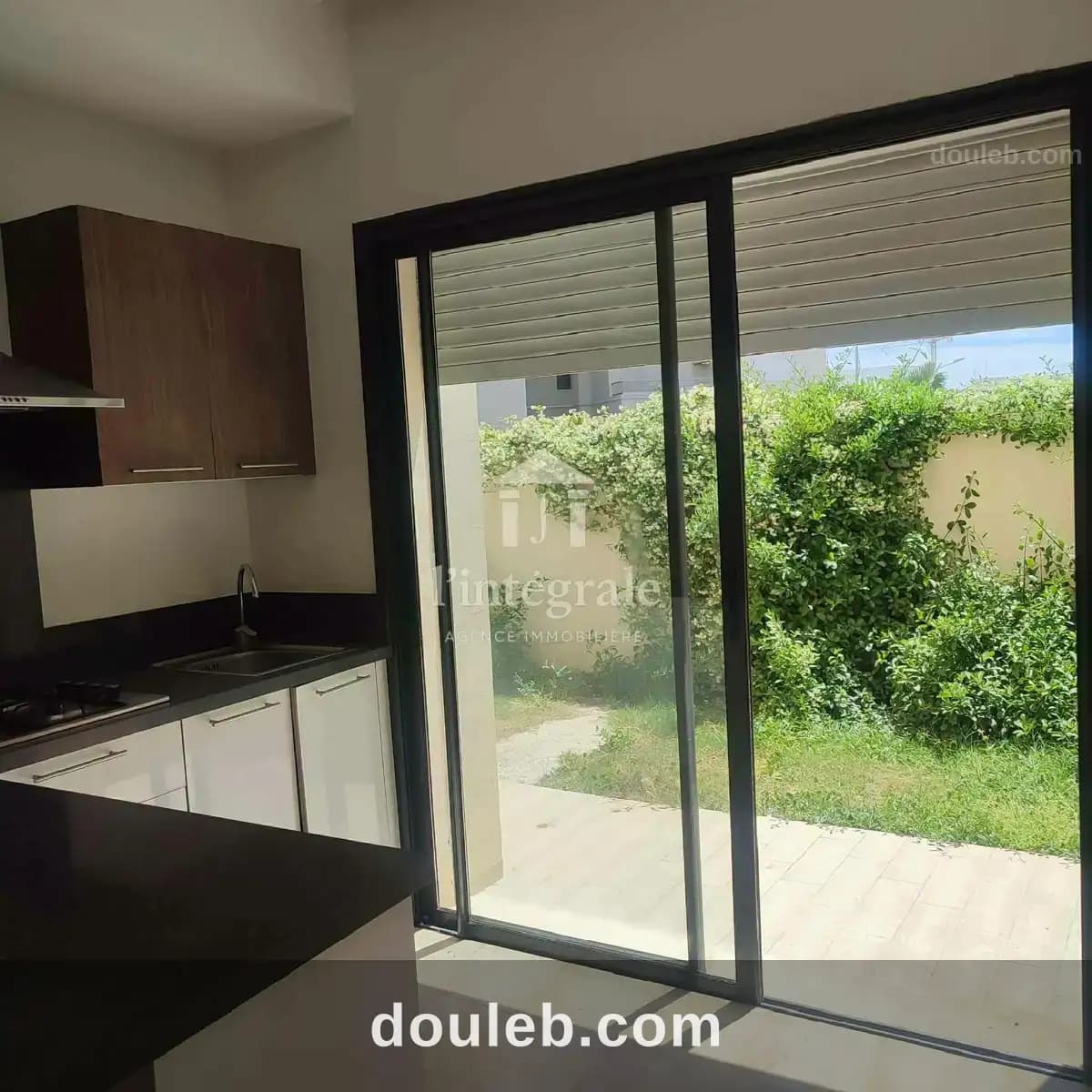Coquet appartement s2 avec jardin privatif - Miniature 2