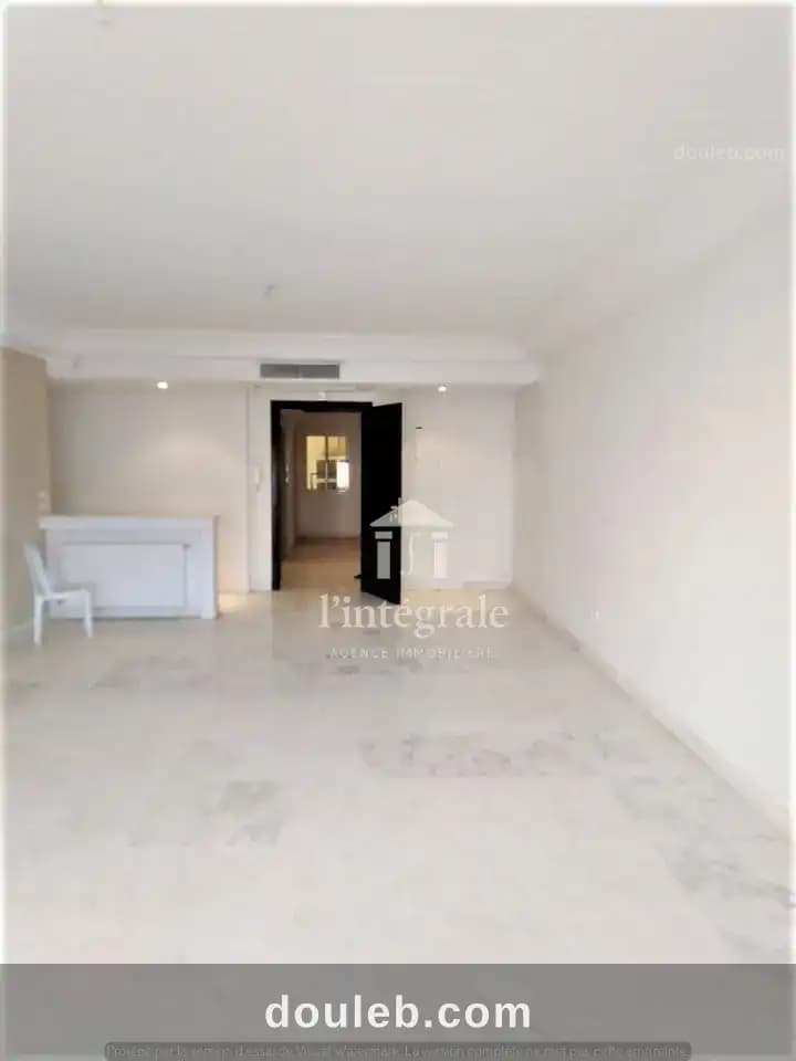 Coquet appartement s3 avec terrasse - Miniature 2
