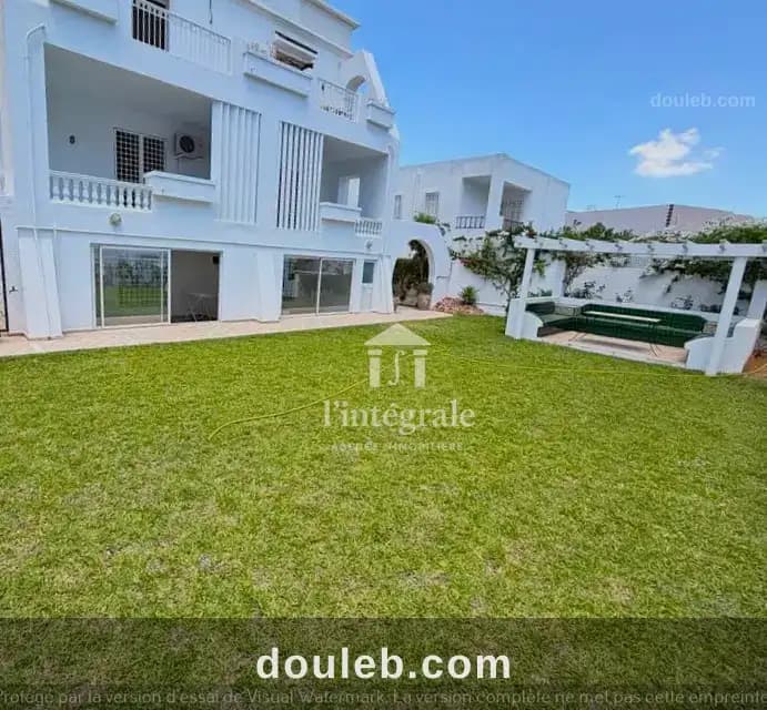 S2 bien meublé avec grand jardin à Tunis