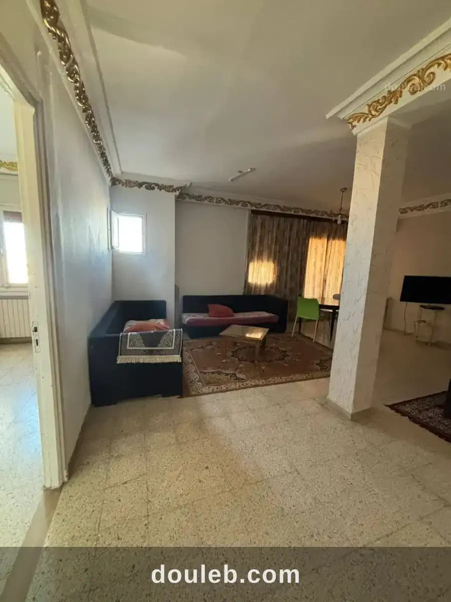 Joli appartement s2 meublée - Miniature 5