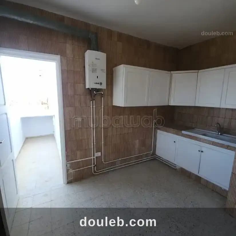 Joli appartement a coté de campus manar à Tunis
