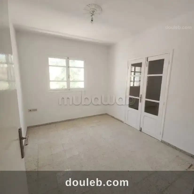 Joli appartement a coté de campus manar - Miniature 3