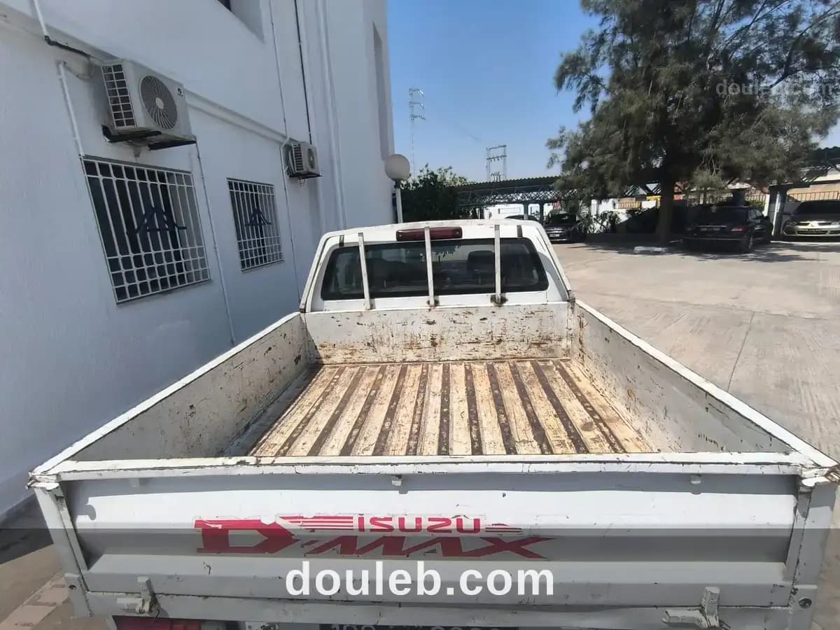 Isuzu dmax à Ben Arous