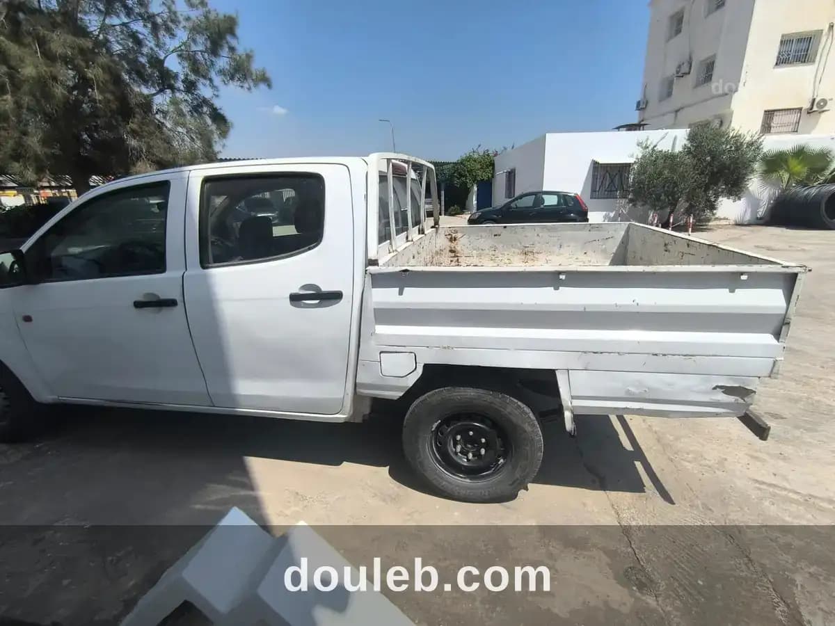 Isuzu dmax - Miniature 4