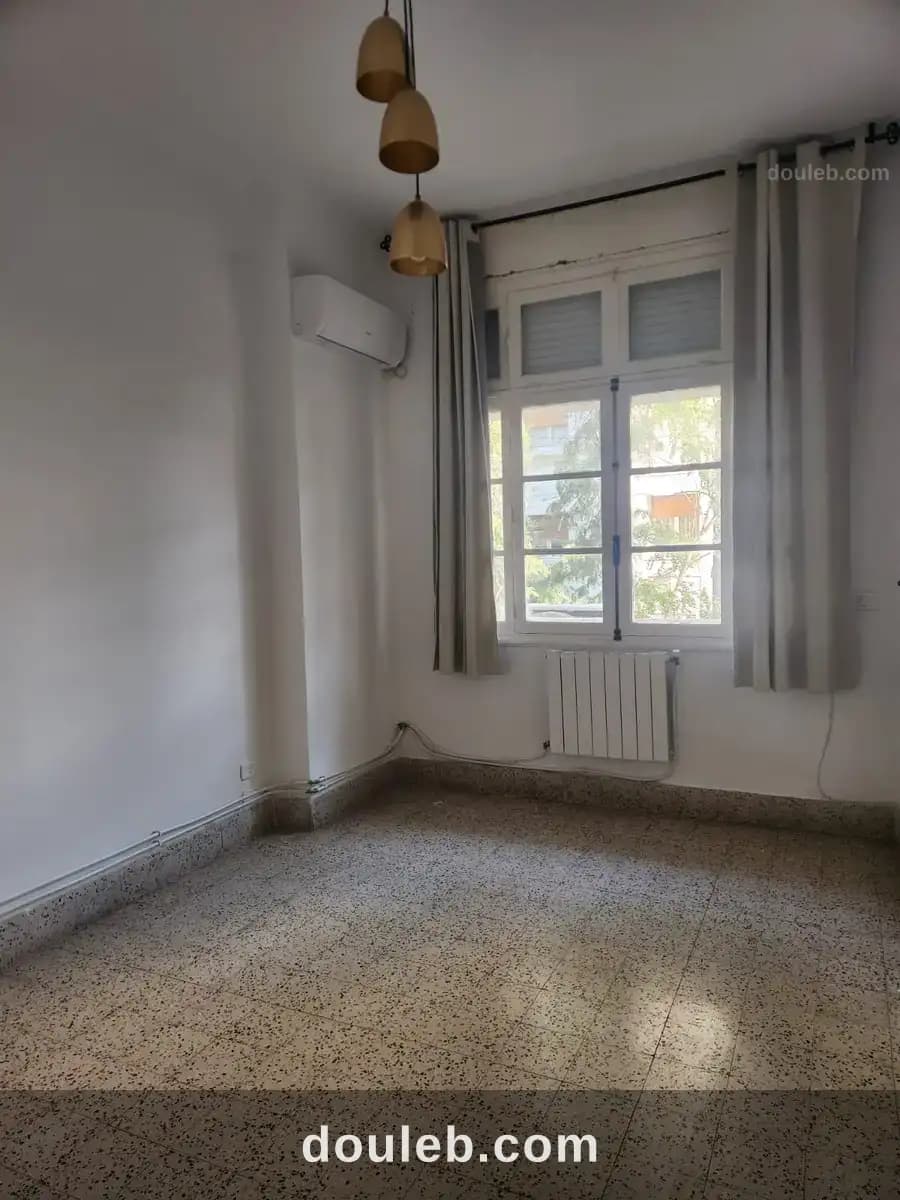 Appartement s2 1er étage - Miniature 2