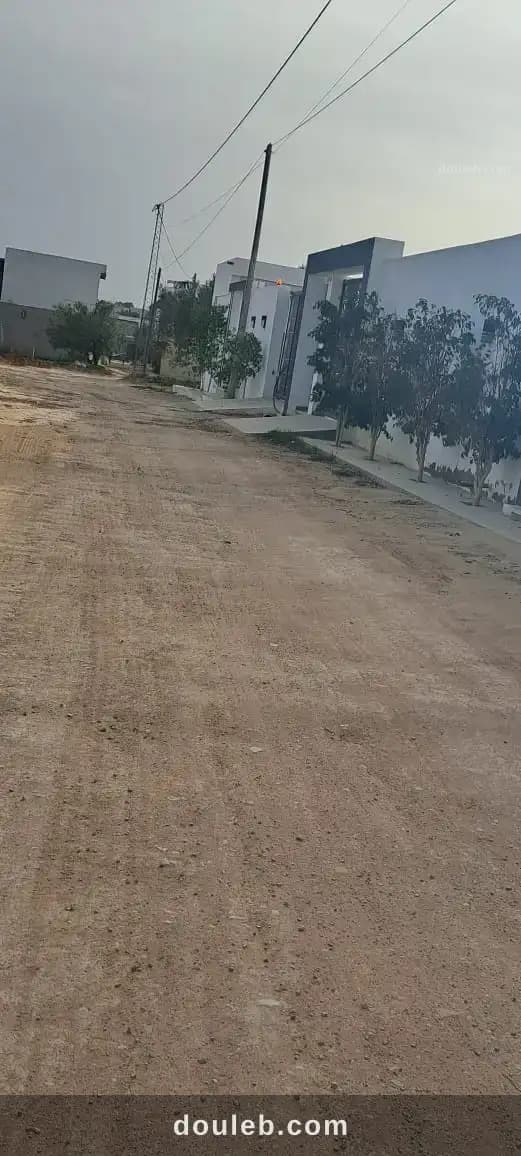 Un lot de terrain de 200m dans une zone villa à Nabeul