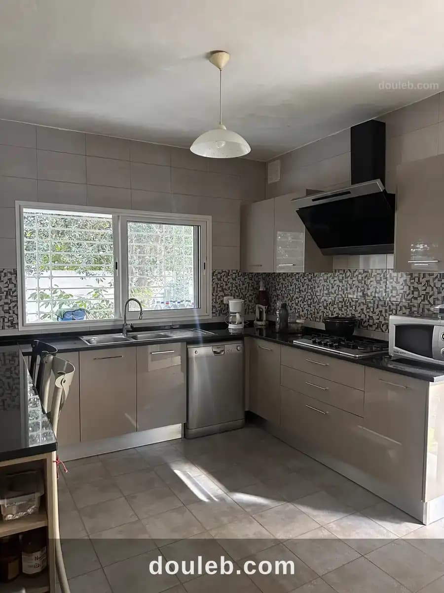 Maison individuelle à médina jedida terrain 501m2 à Ben Arous