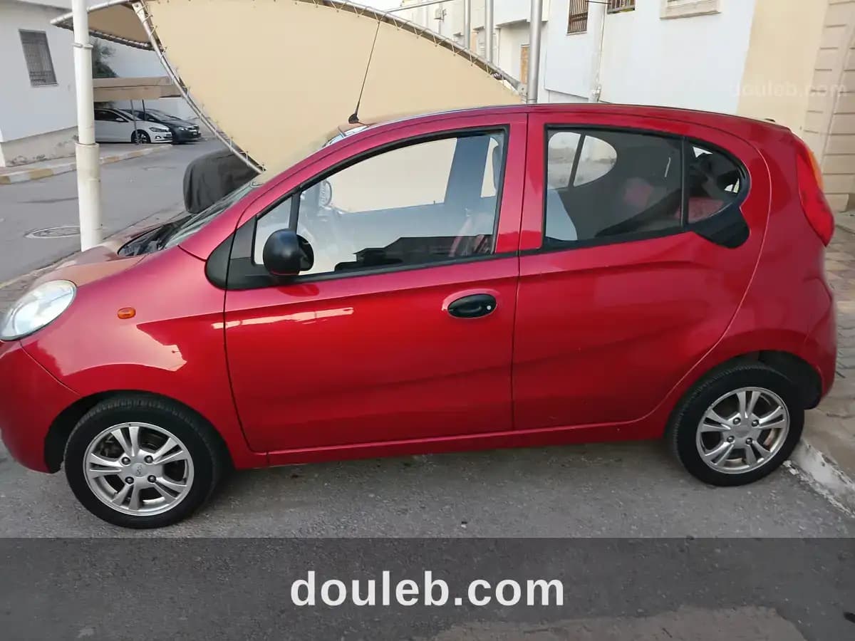 Av voiture chery - Miniature 3