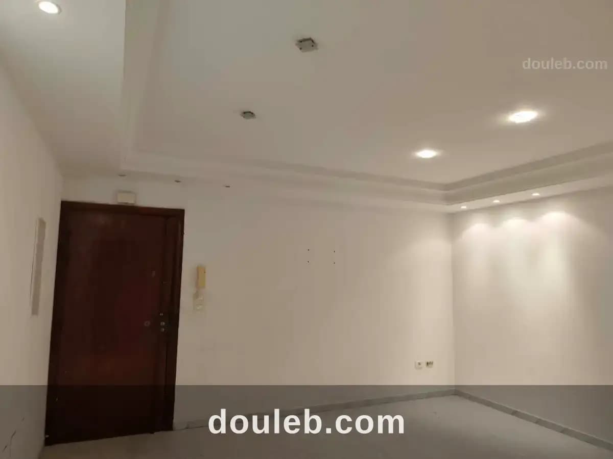 Appartement s 2 avec belle terrasse à Ben Arous