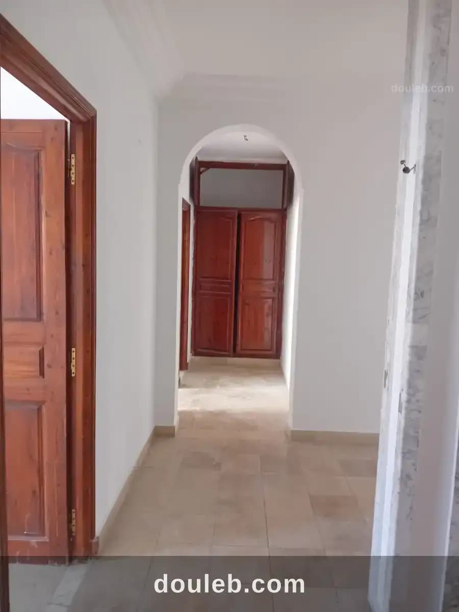 Etage villa proximité clinique bardo à Tunis