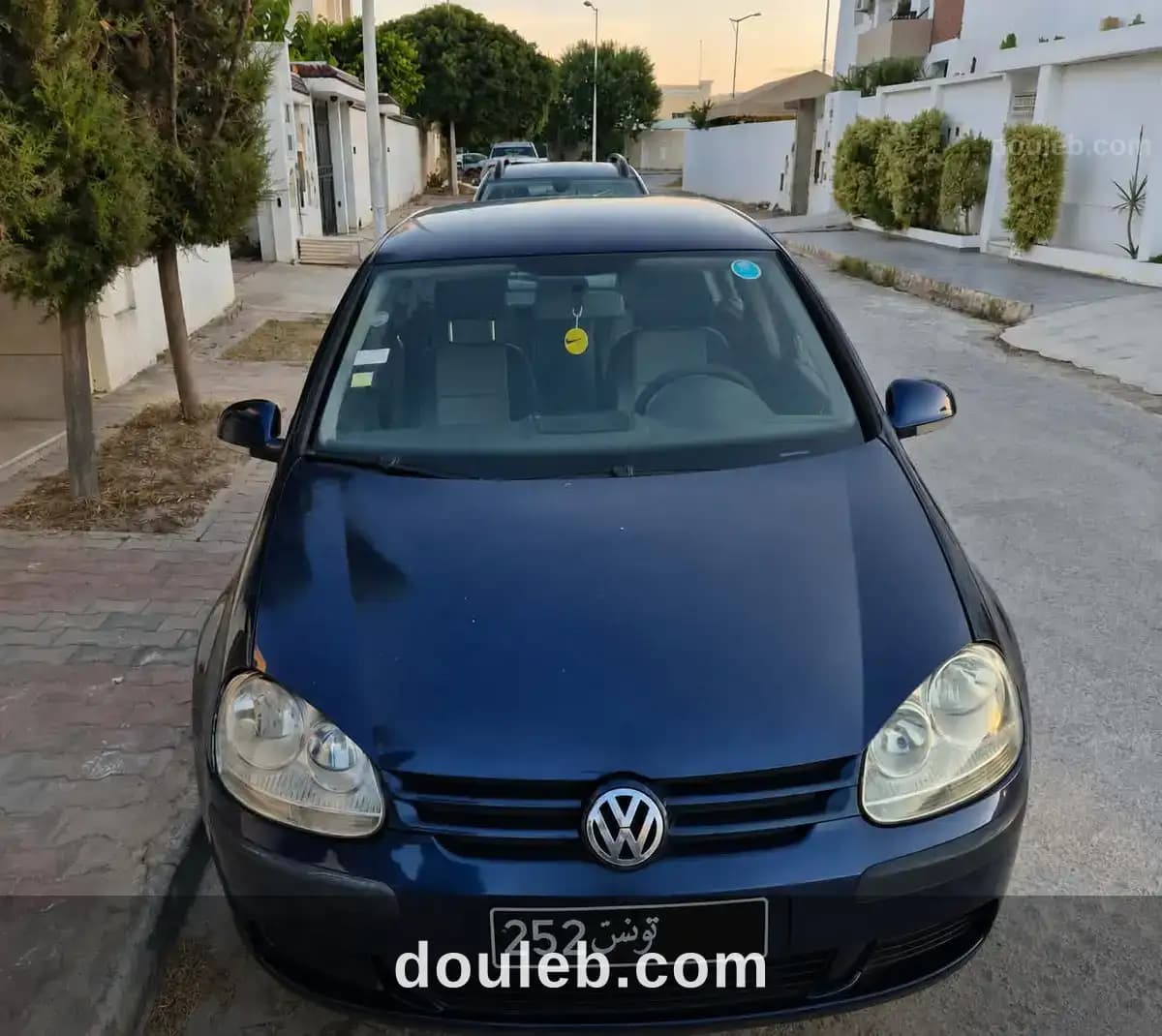 Av golf 5 ess 1ère main à Tunis