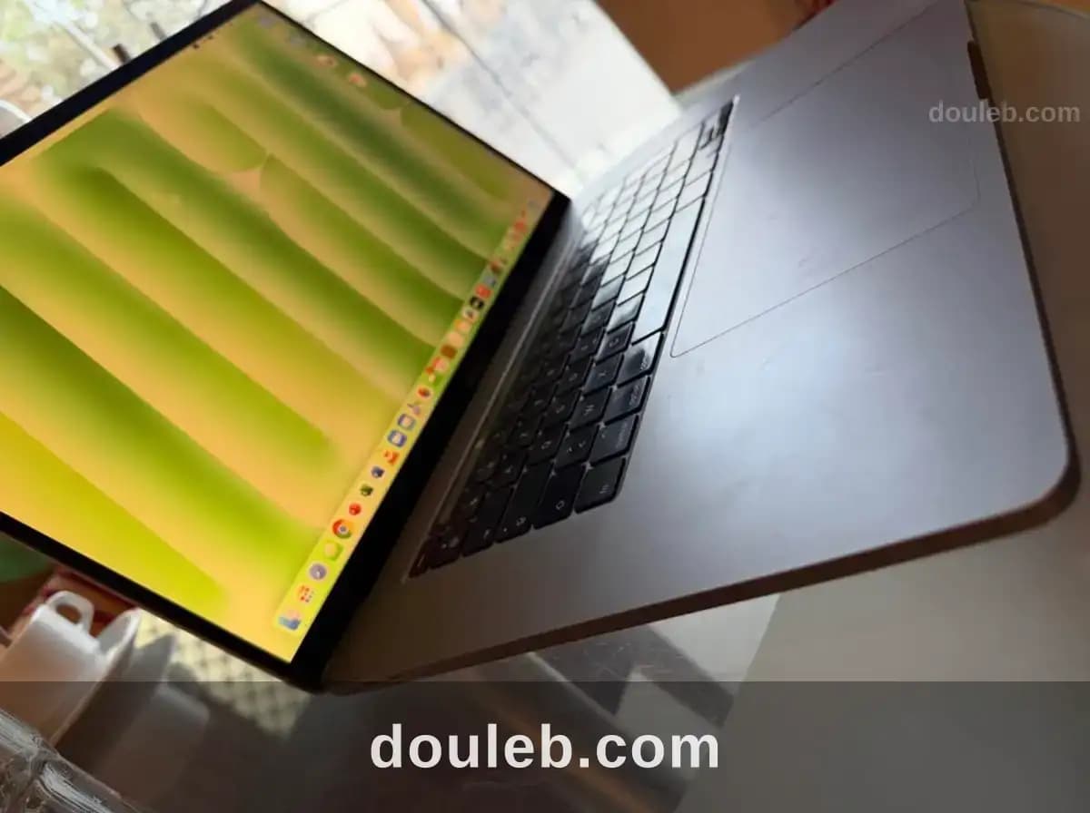 Macbook pro 2019 fort - Miniature 2
