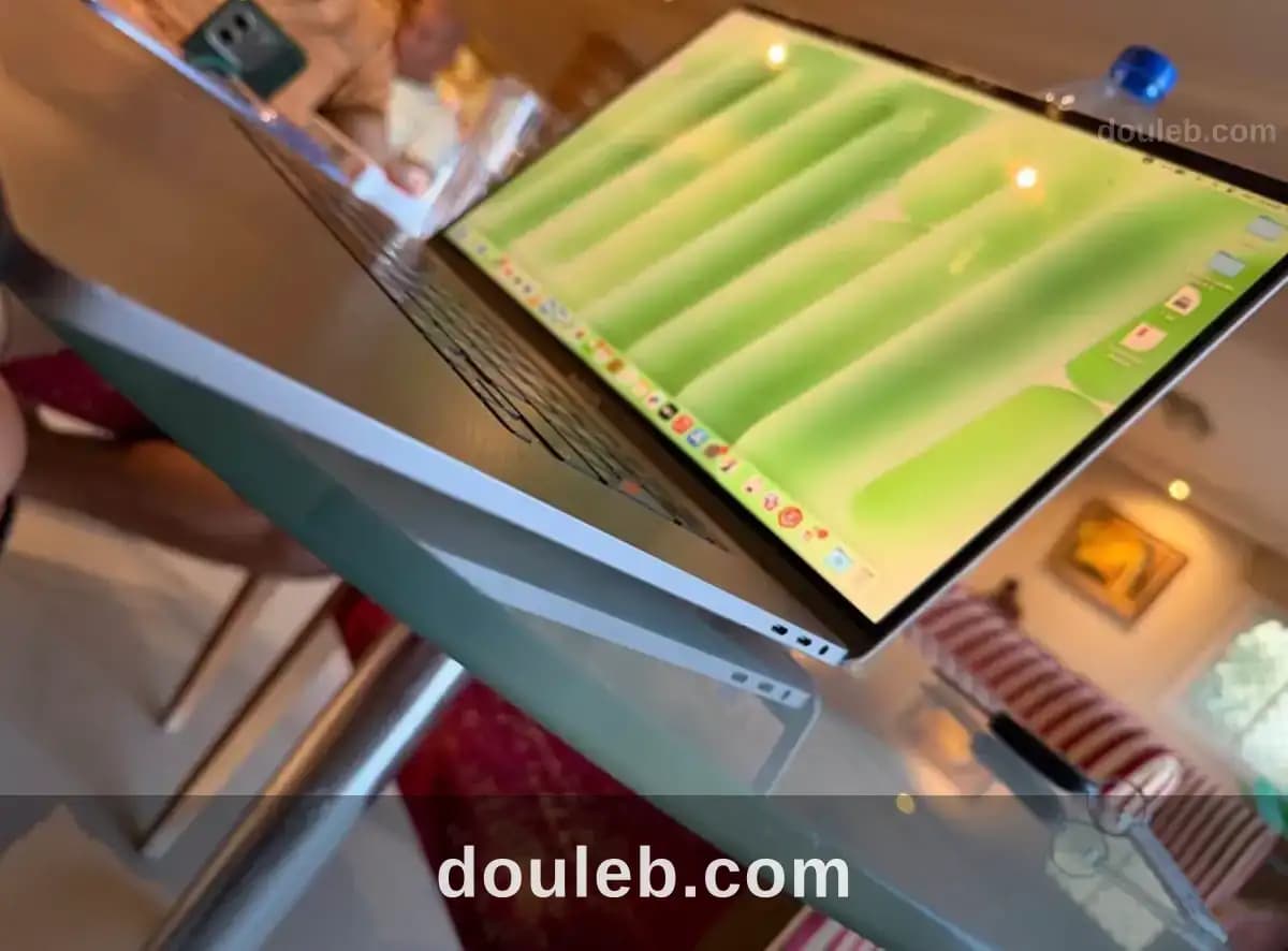 Macbook pro 2019 fort - Miniature 3