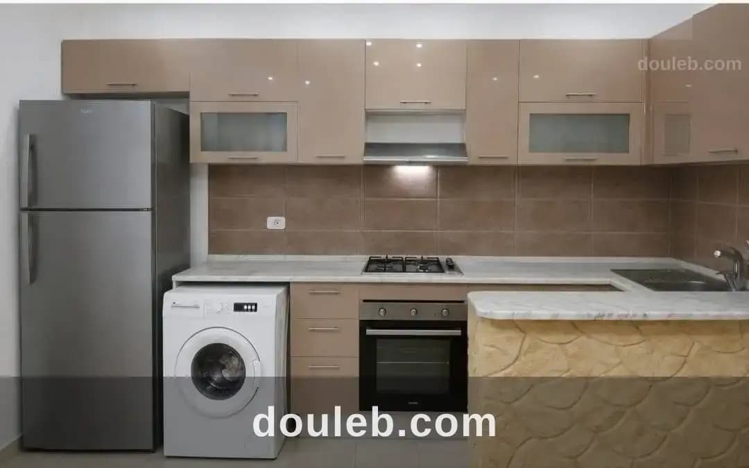 Une maison indépendantes1 à jardin d'elmenzah2 à Ariana