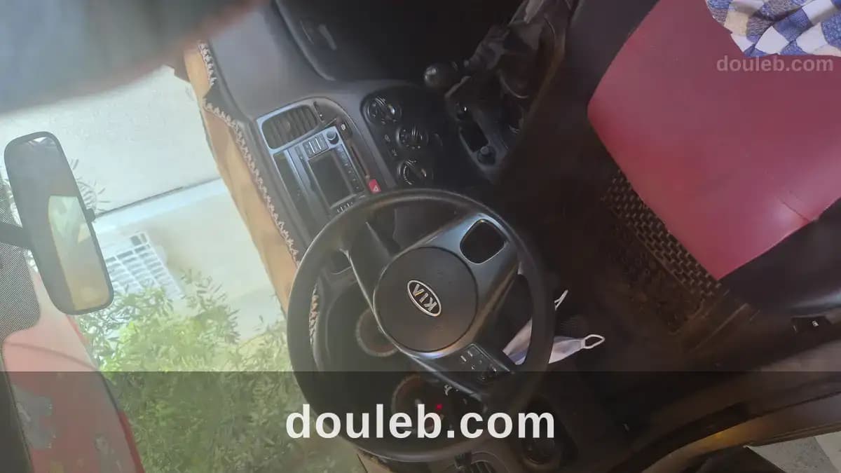 Kia rio 2011 - Miniature 2