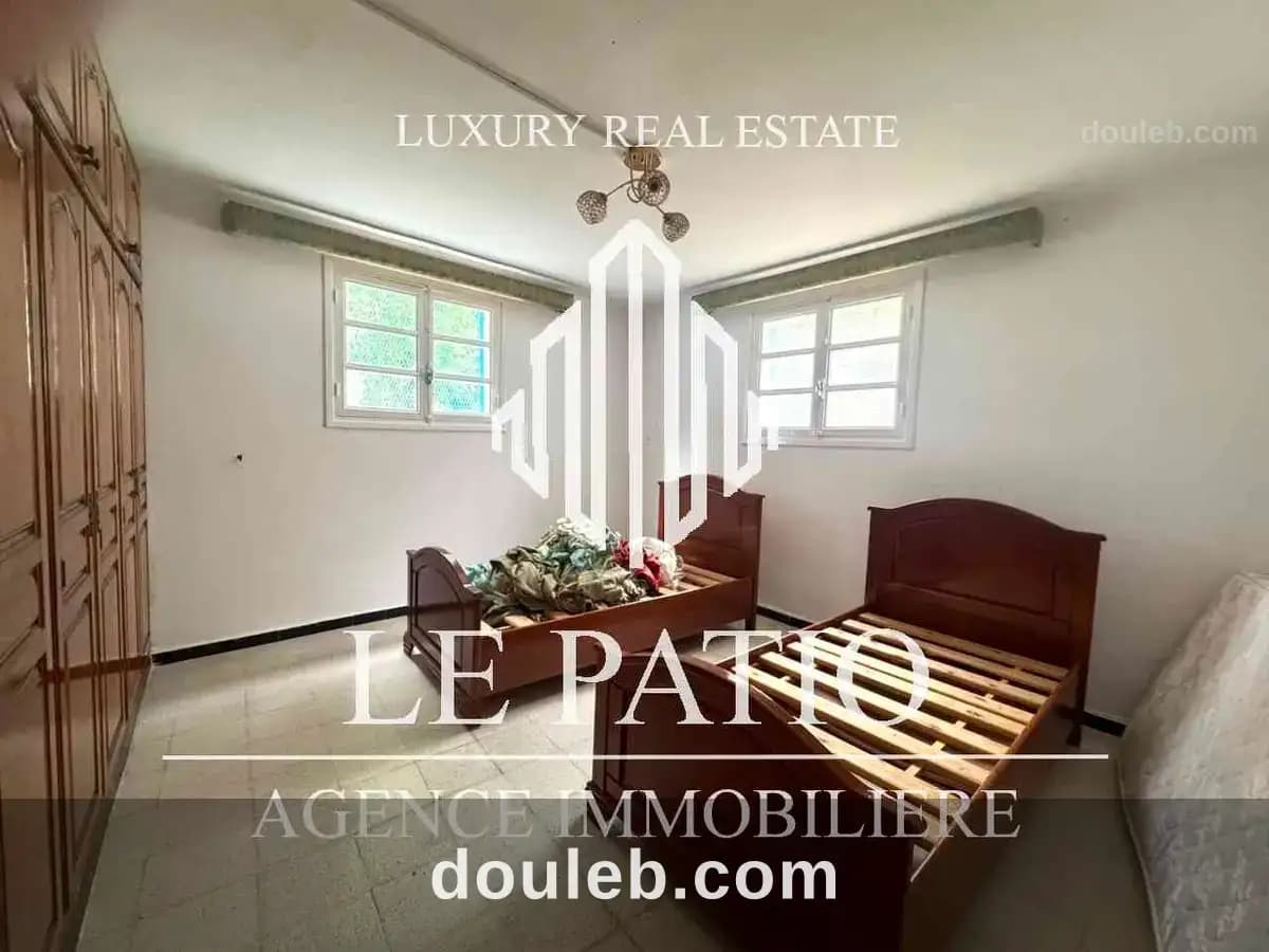 Rez de jardin s3 avec chambre de service a amilcar - Miniature 3