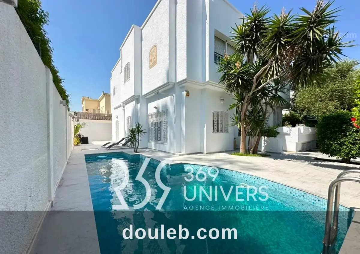 Villa avec piscine à carthage ref rh182 à Tunis
