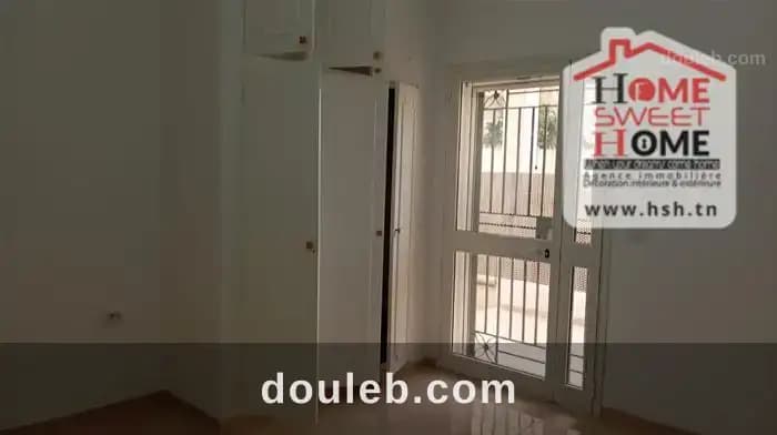 Rdc de villa s3 arkan à nour jaafer à Ariana