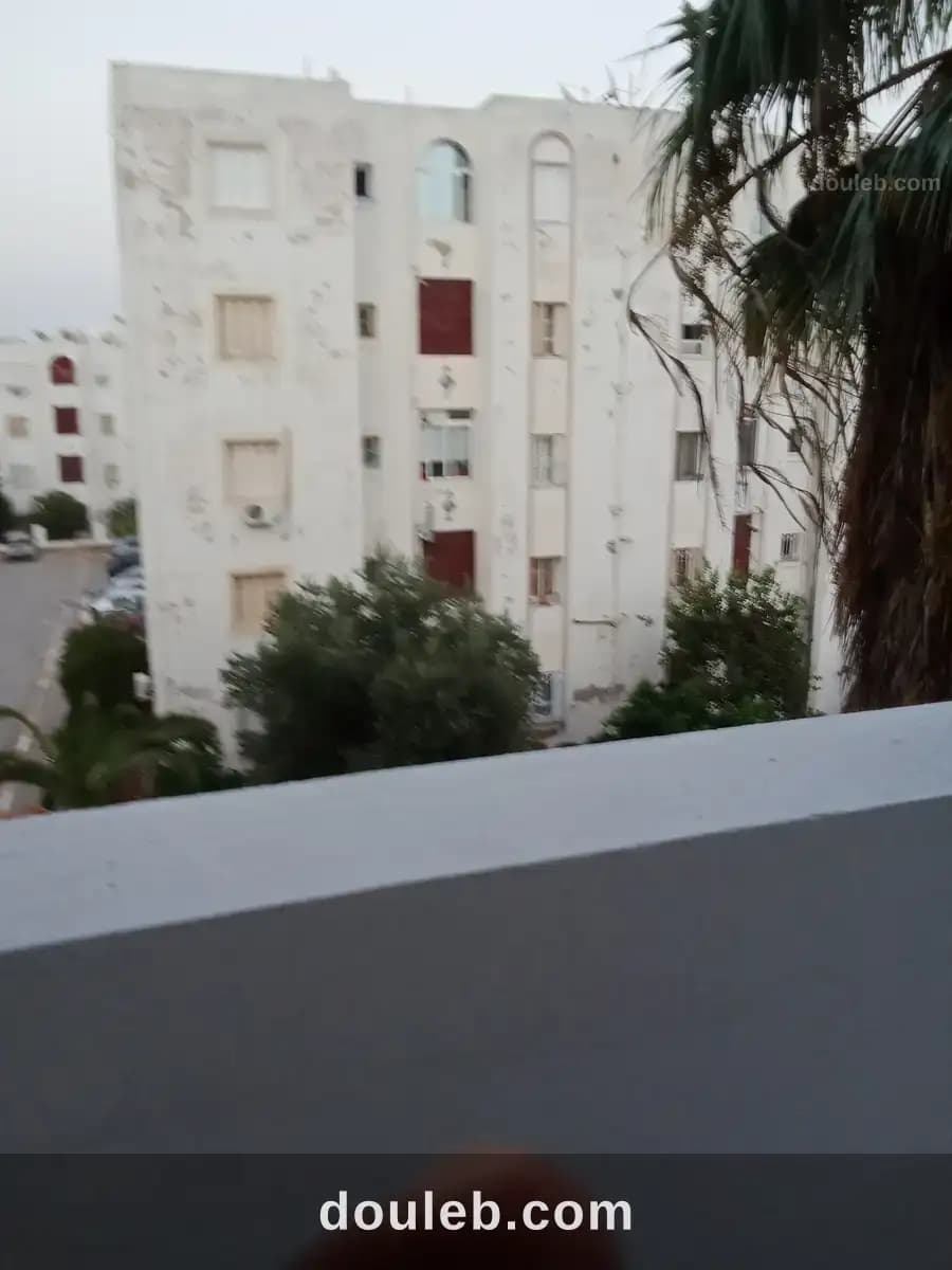 Appt 4 pièces mourouj 1 libre à Ben Arous