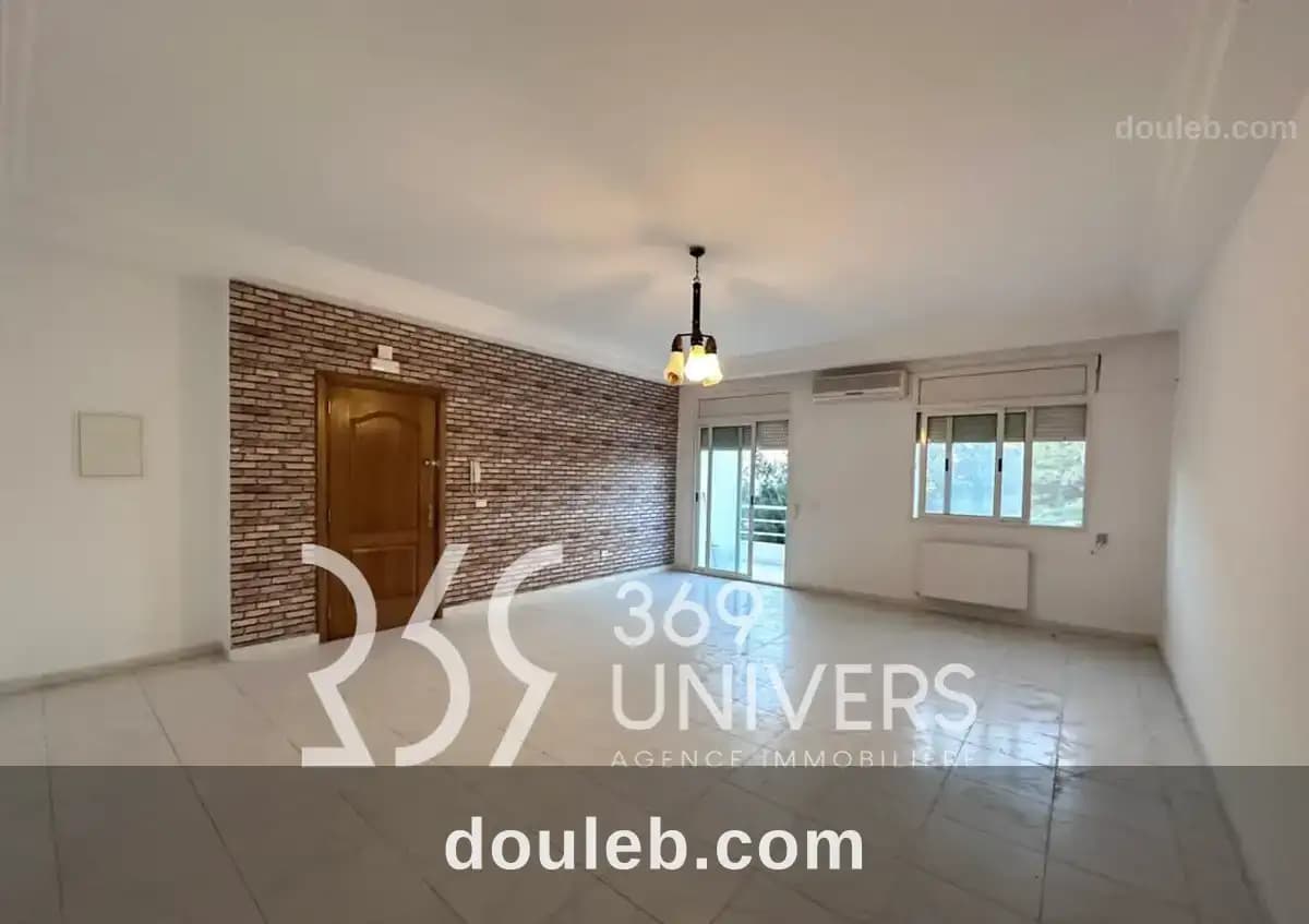 Appartement avec balcon à la marsa ref ra004 à Tunis