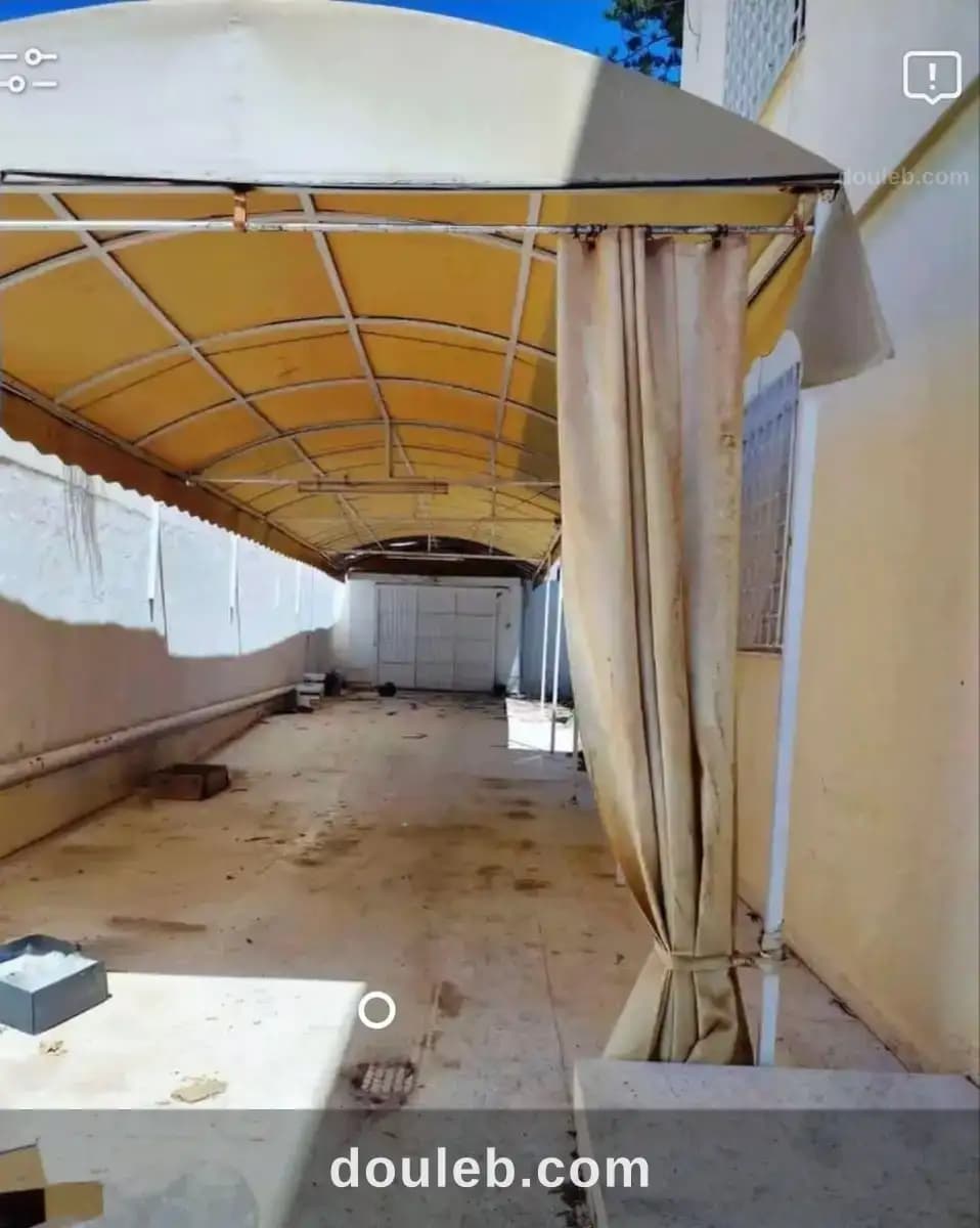 Villa de 900 m2 à cité zahra sousse - Miniature 3