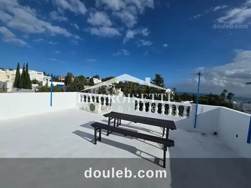 Etage de villa s2 meublé à carthage zel0563 à Tunis