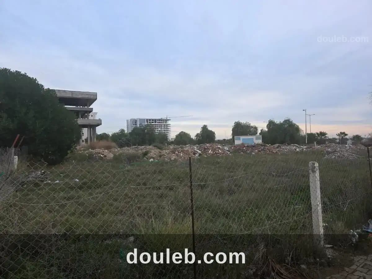 Magnifique terrain constructible r3 de 2000m lac 2 - Miniature 2