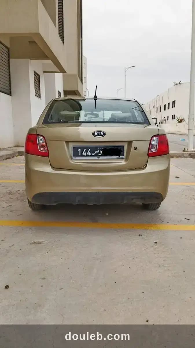 Kia rio anne 2010 essence premiere main - Miniature 2