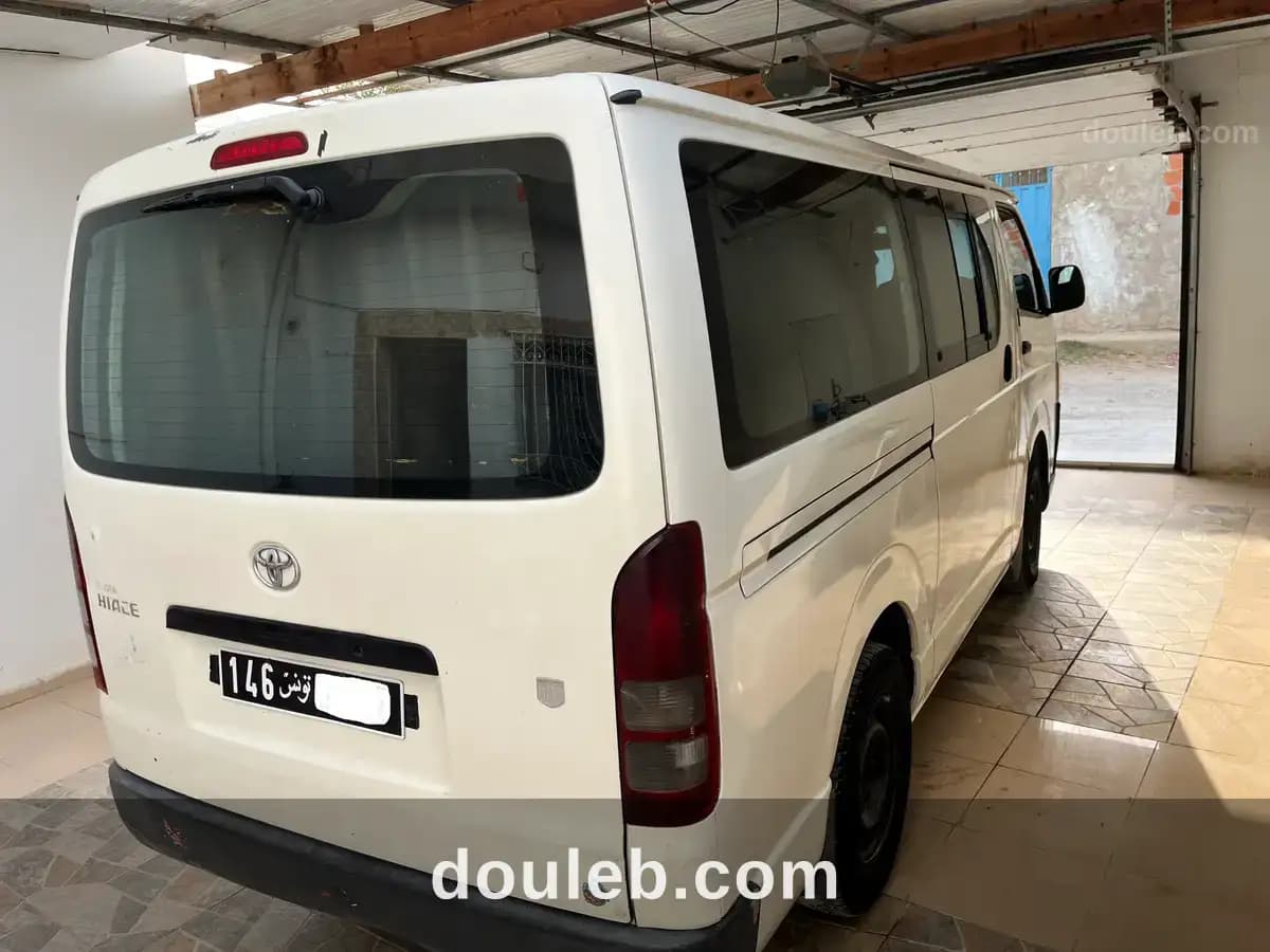 Toyota hiace diesel 9 places moteur l5 3l - Miniature 2