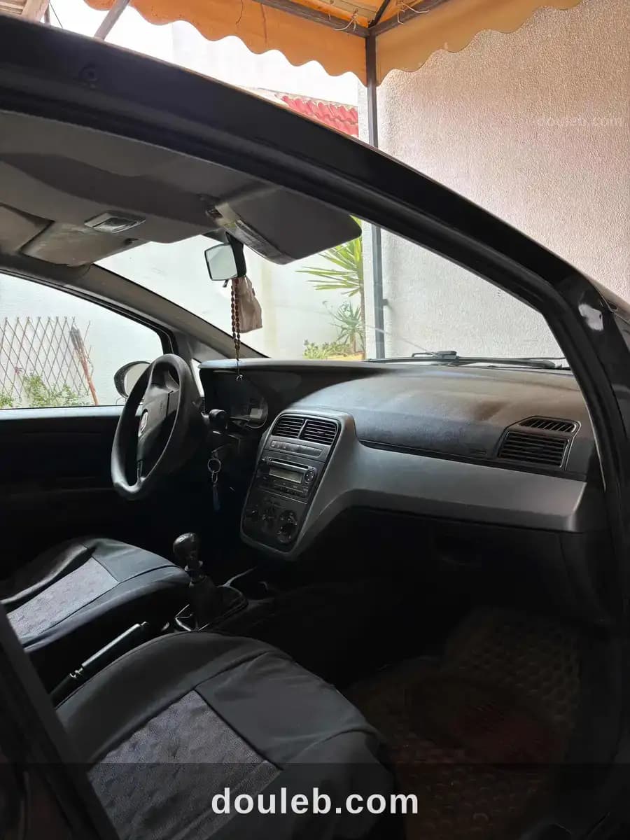 Voiture occasion fiat grande punto à Ben Arous