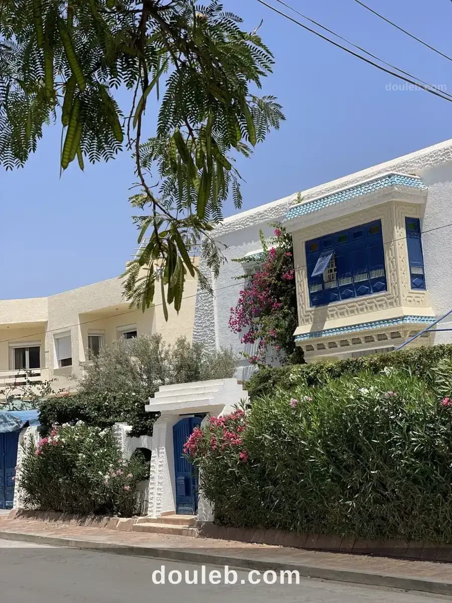 Belle maison de charme a 50m de la plage de korba à Nabeul