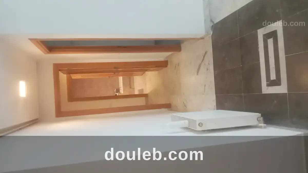 S2 avec jardin ppk ssol et cellier soukra à Ariana