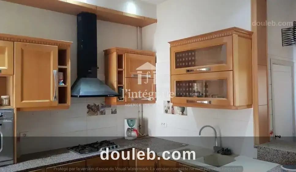 S3 semi meublé menzah1 à Tunis