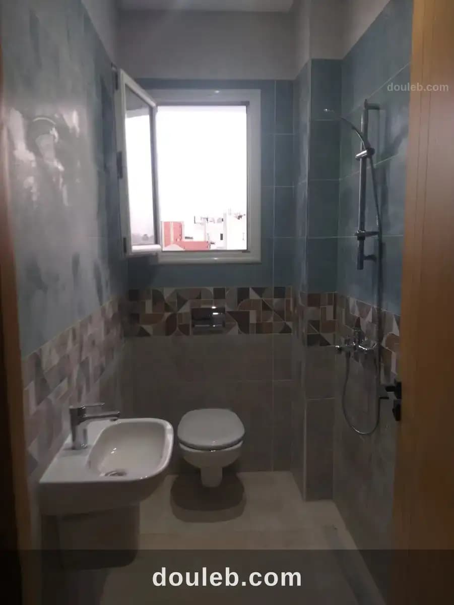 App 2 pièces sans meuble - Miniature 4