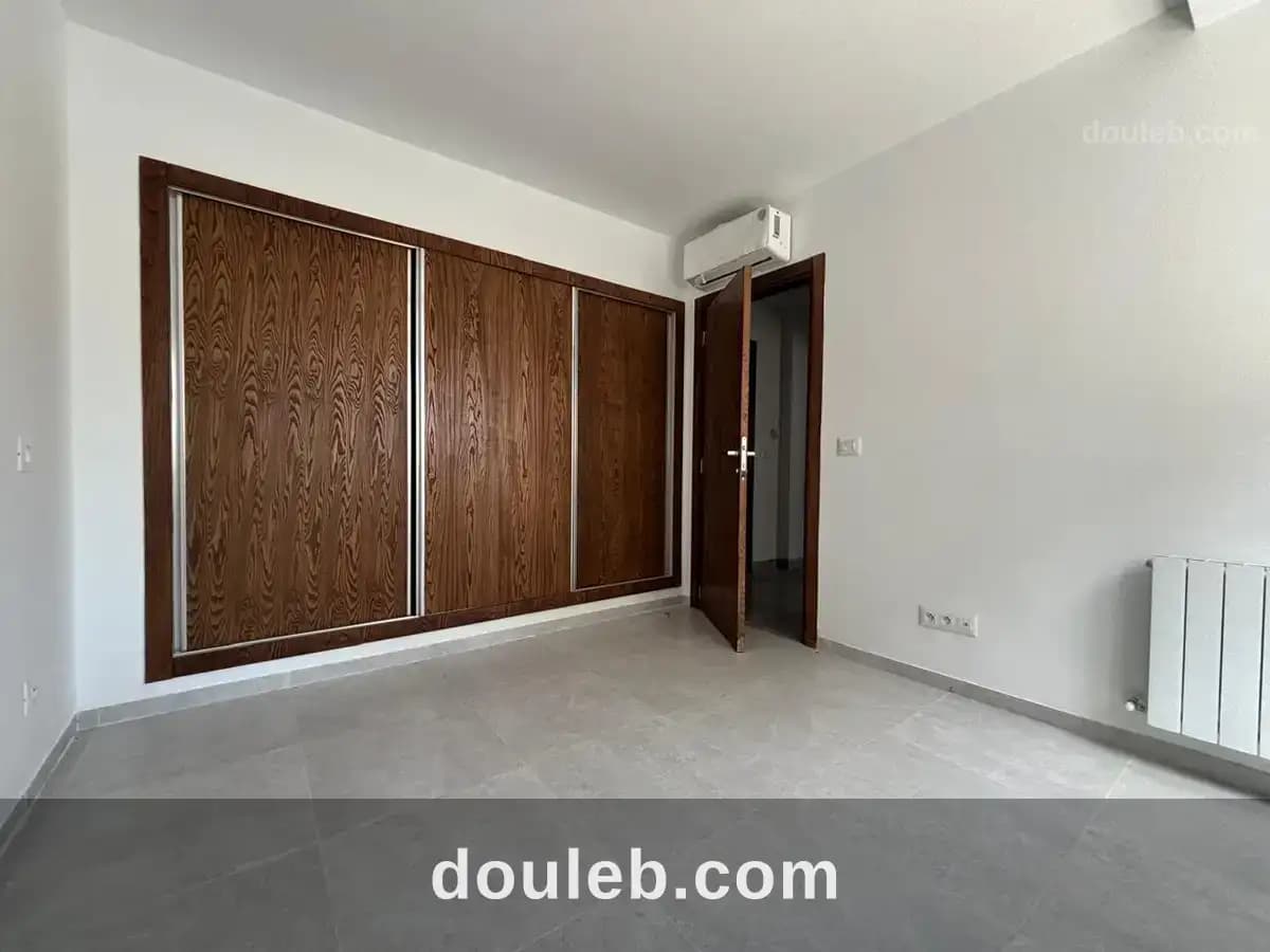 Appartement s2 à cité les palmeraies l'aouina à Tunis