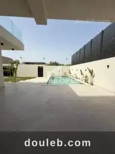 A villa de luxe avec piscine ref581a - Miniature 4