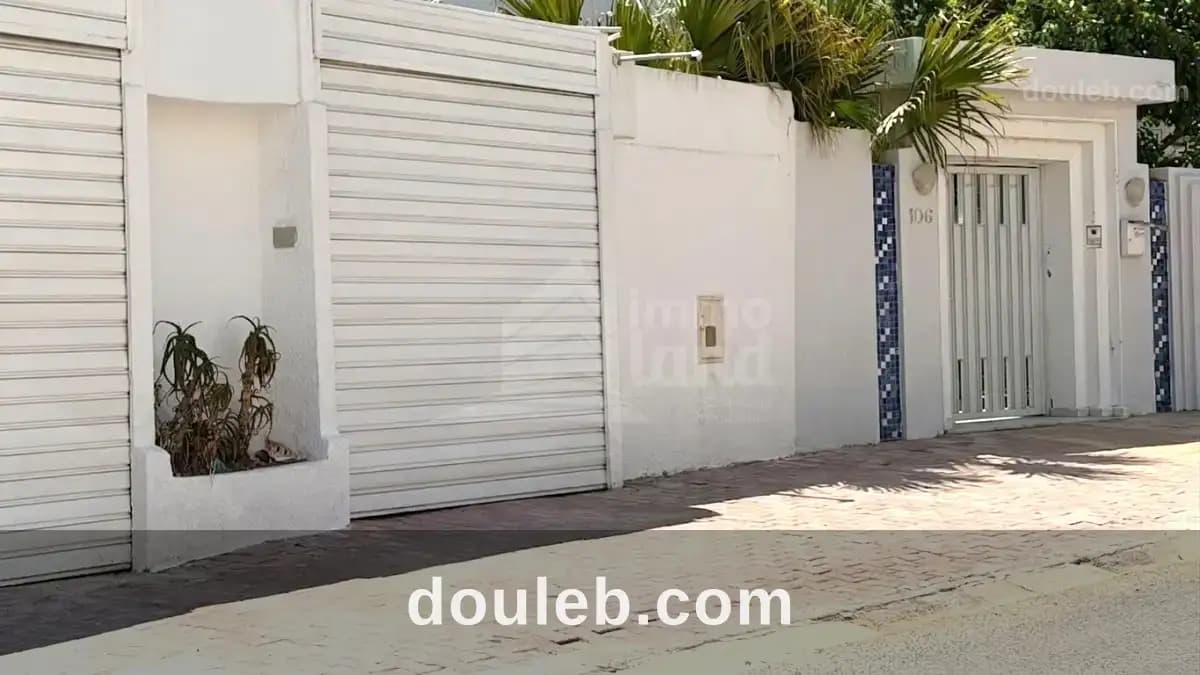 Local commercial de 20 m à menzah 8 à Ariana