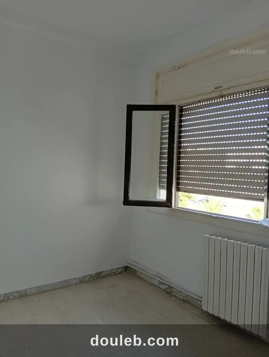 Un appartement s3 au nord hilton - Miniature 2