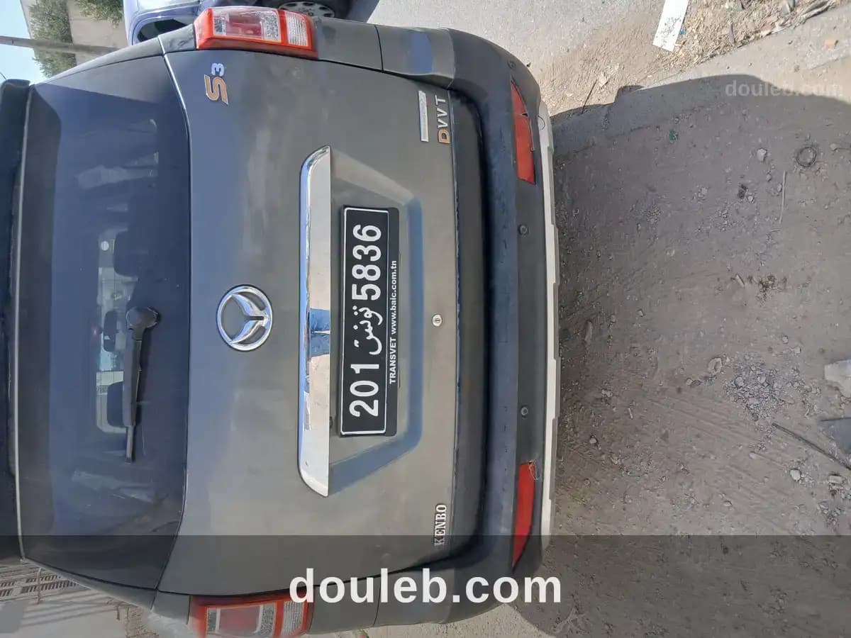 Baic yx kembo s3 en bon état entretien maison à Tunis