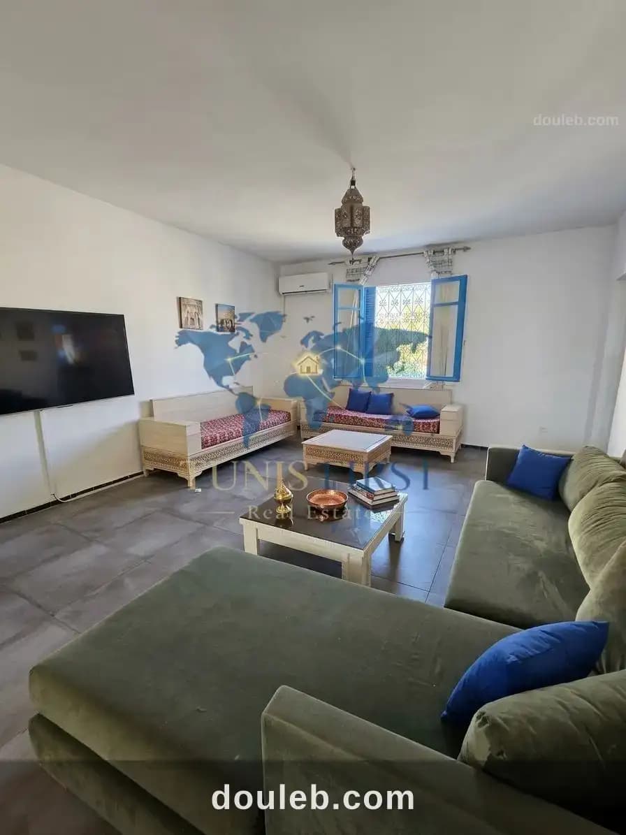 Etage de villa s3 meublé à la marsa corniche à Tunis