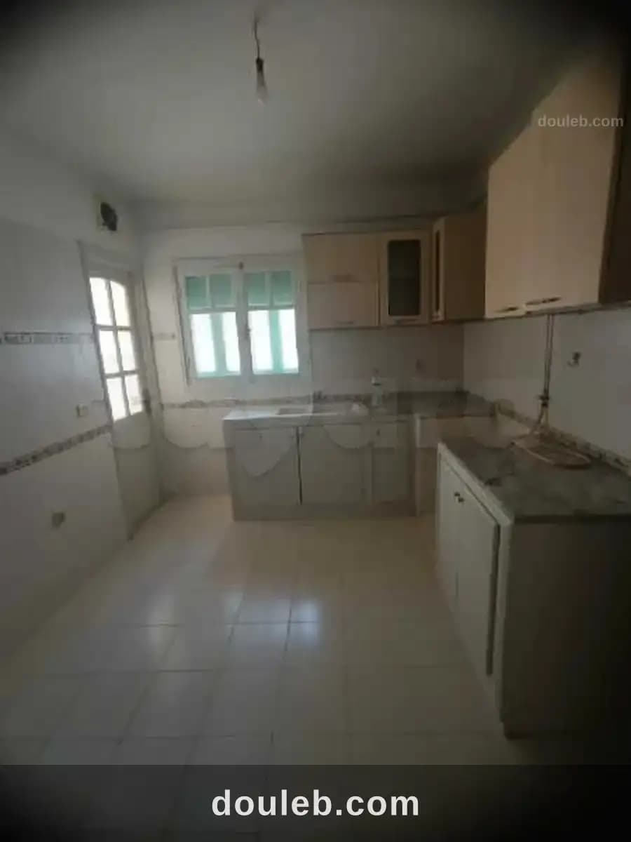 Un spacieux appartement s3 à laouina à Tunis