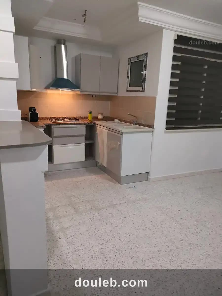 S1 et s2 très bien équipé à Nabeul