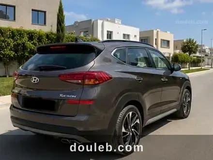 Hyundai tucson 2019 full options - Miniature 2