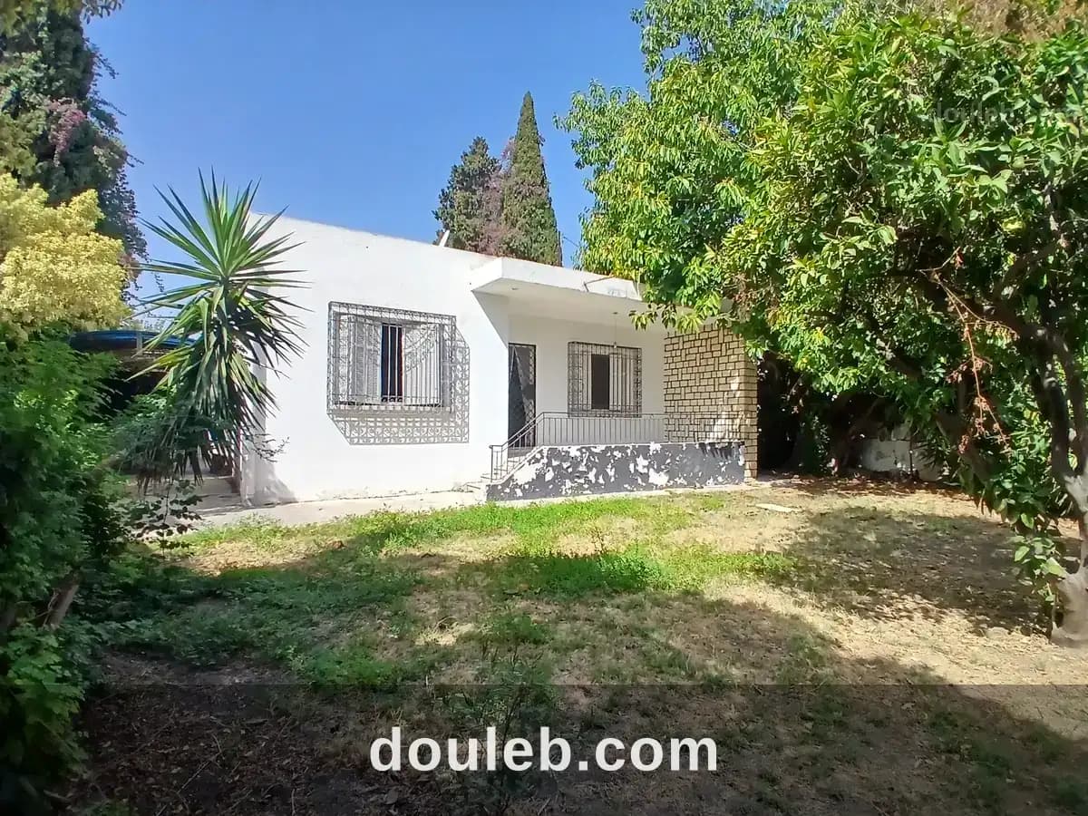 Villa plein pied à mutuelleville à Tunis