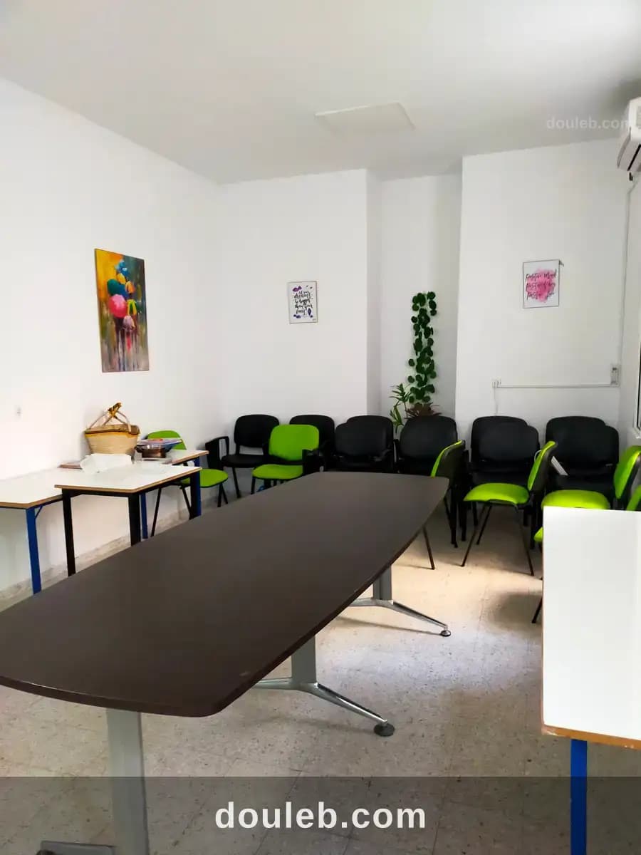 Bureau rdc open space en plein centre ville tunis - Miniature 3