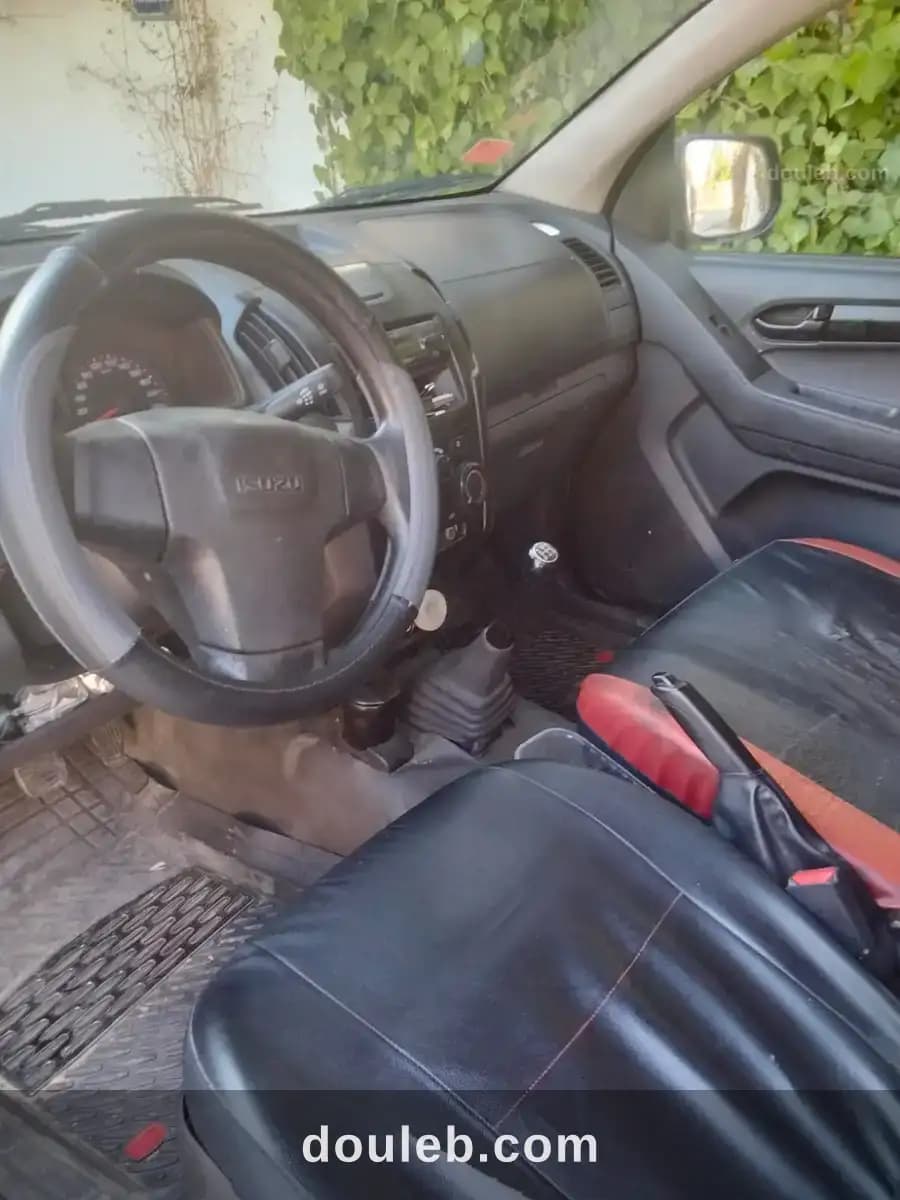 D max 4 portes - Miniature 3